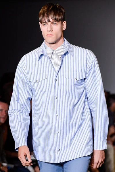 Look 34